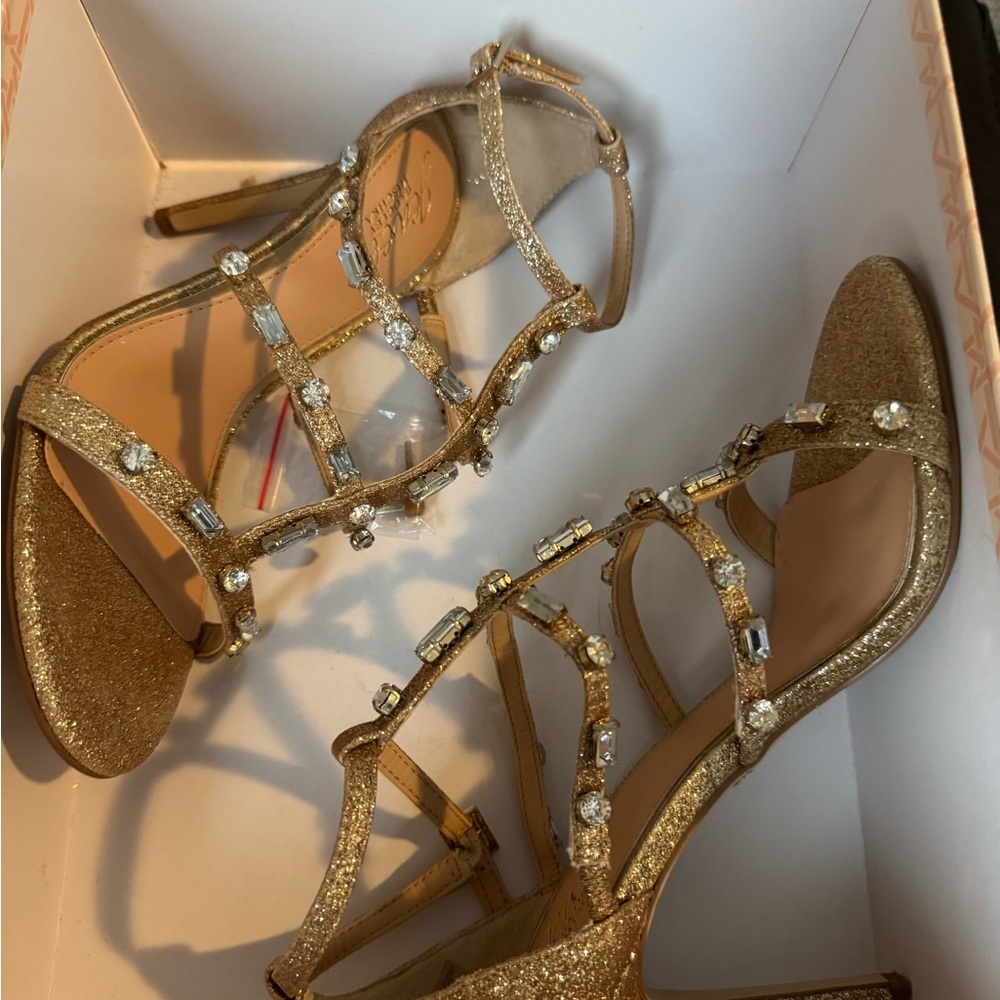 Badgley Mischka Adela Gold Strappy Heels Sz 6 - Picture 8 of 9